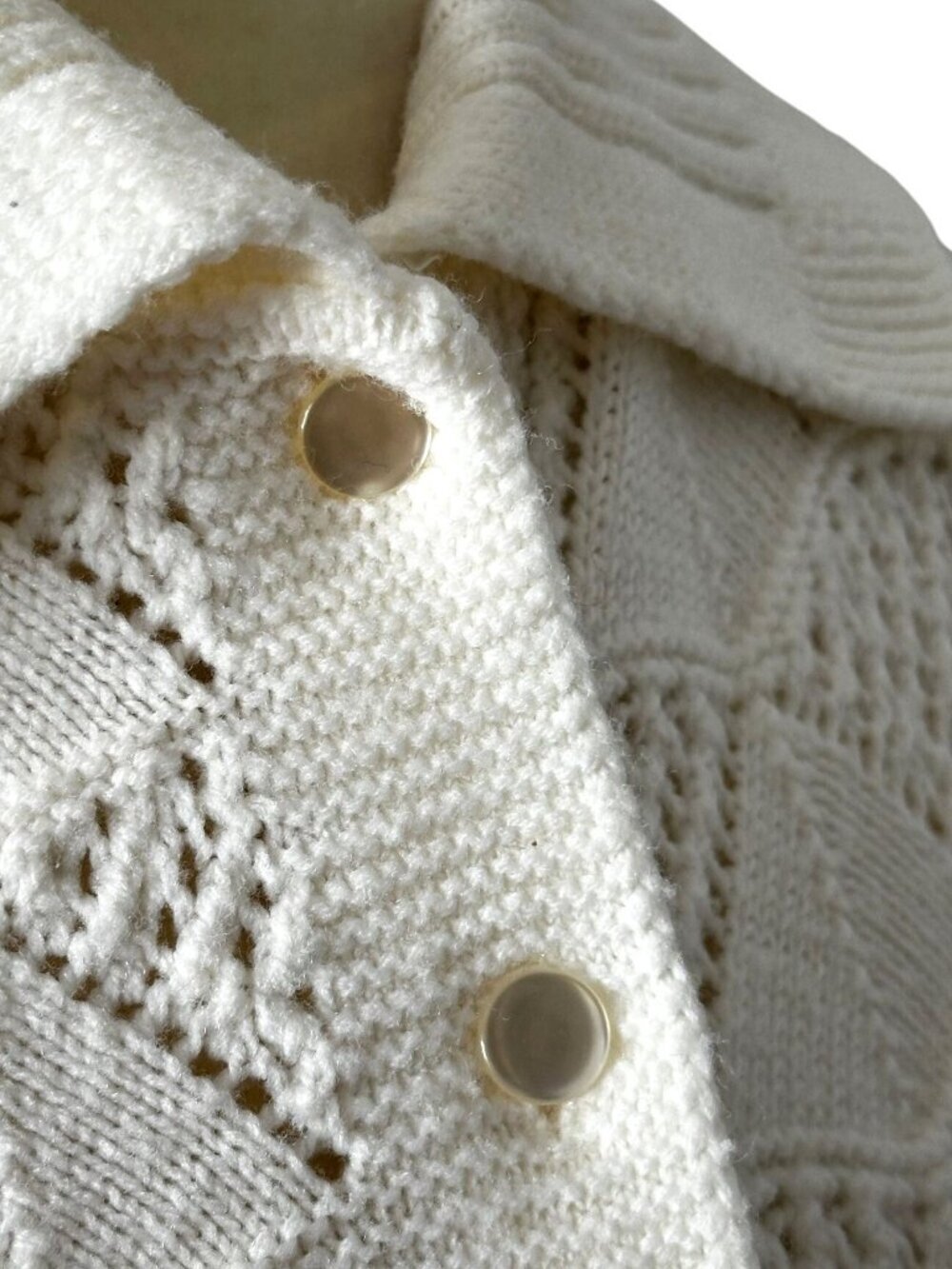 Vintage Wintuck Crochet Cape White Fringe ILGWU Union Made 70s OSFM USA - Picture 3 of 8